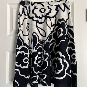 Black and White Full Skirt | midi length | small